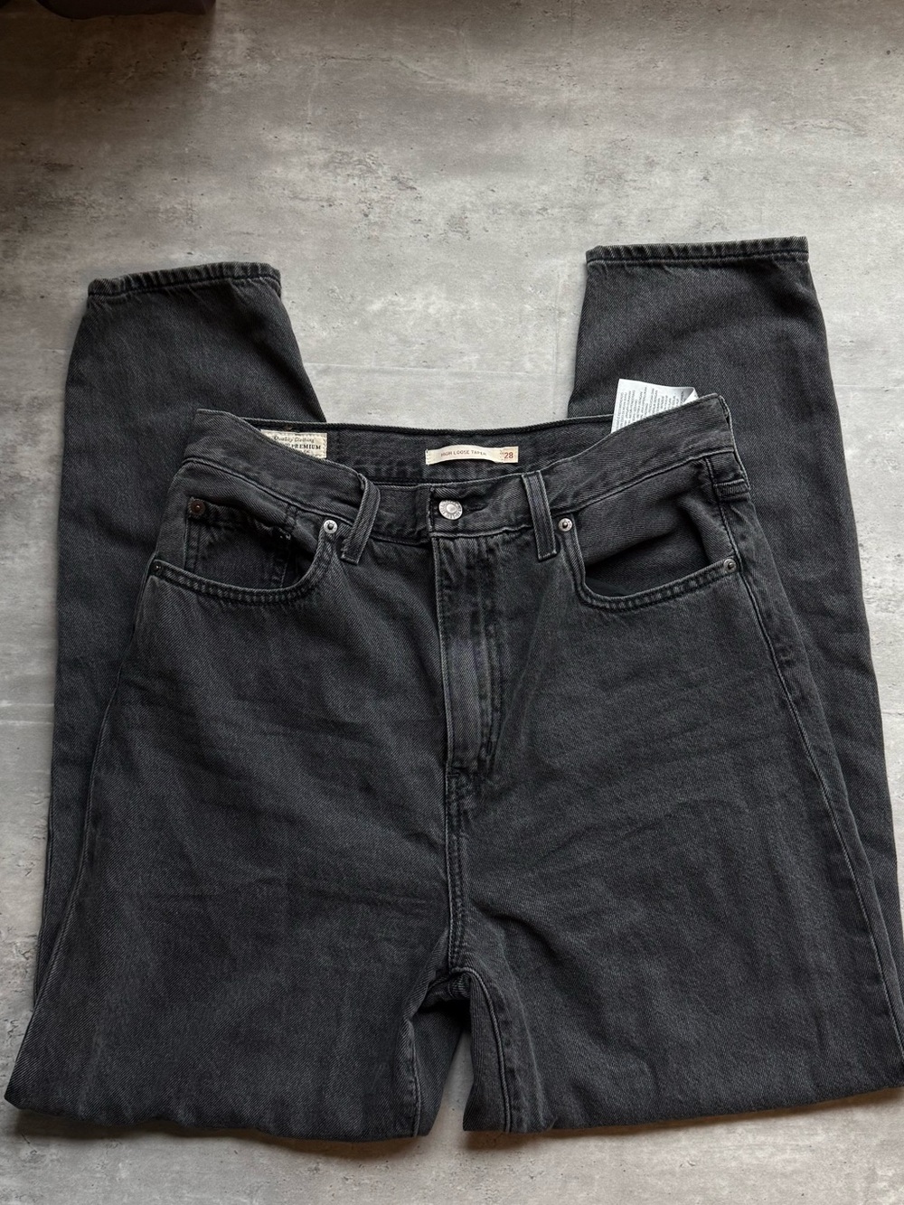 Levi's Straight Women's Black Denim Jeans